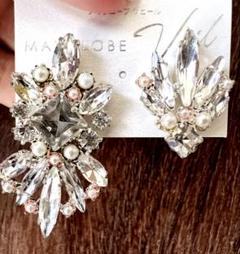 MAYGLOBE Veil ピアス　ビジューピアス