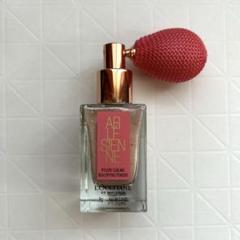 LOCCITANE ロクシタン　シマーリングパウダー　ボディパウダー