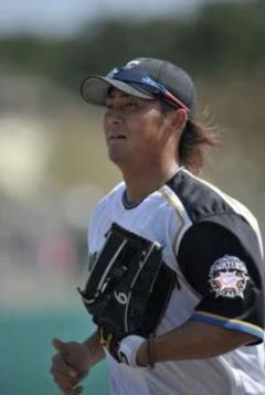 ルーキーイヤー　中田翔　使用済み　グラブ　グローブ　外野手　2009年 ルーキーイヤー 中田翔 使用済み グラブ グローブ 外野手 2009年