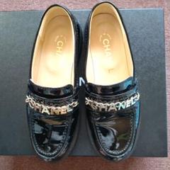 CHANEL エナメル ブラック ローファー 36サイズ CHANEL エナメル ローファー 36