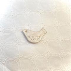 ハンドメイド★陶器製帯留め★トリのサムネイル
