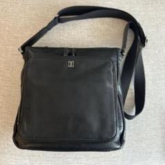 DAKS LONDON ショルダーバッグ　黒　レザー