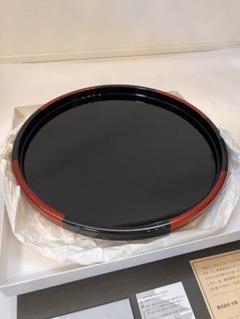 (新品未使用)山田平安堂 漆器 丸盆 白檀(大) 宮内庁御用達 漆器 山田平安堂】丸盆 帯白檀 | 漆器 山田平安堂