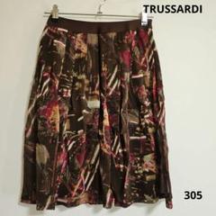 【トラサルディ】⭐︎極美品⭐︎フレアスカート 膝丈 ⭐︎総柄 ⭐︎ペーズリー柄 2025年最新】TRUSSARDI レディース ひざ丈スカートの人気