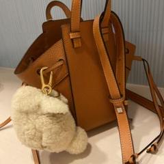 LOEWE ロエベ バニーチャーム うさぎ ラビット ムートン ふわふわ