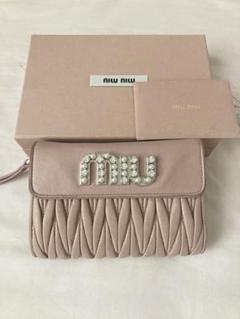 最終値下げ！✨極美品✨MIUMIU マテラッセ クリスタル 折り財布 ミュウミュウ 三つ折り財布 マテラッセ ミニ財布 ピンク