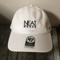 47 NEAT HOUSE ホワイト キャップ - メルカリ