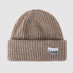 ✩.*˚GANNI ニット帽 ベージュ 2025年最新】GANNI カラー：ベージュ系 ニット帽・ビーニーの