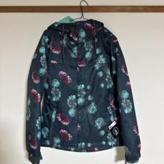 VOLCOM スノボウェア レディース 新品未使用 タグ付き 花柄 2025年最新】VOLCOM スノーボード ウェア(女性用)の人気アイテム