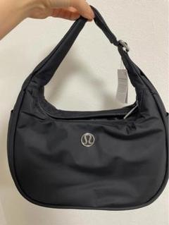 2025年最新】lululemon ショルダーバッグの人気アイテム - メルカリ