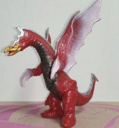 中国限定　ウルトラマンティガ　メルバ　ゴルザ　ソフビ　夜光　フィギュア Ultra Hero Reprint Sofvi Series Part 1 (Limited to Tmall