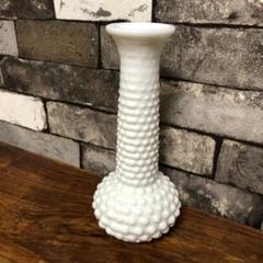 ミルクガラスの花瓶 高さ20cm