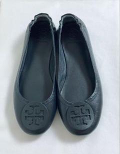 2025年最新】Tory Burch カラー：ネイビー系 フラットシューズ