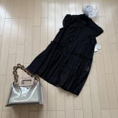 新品☆日本製FENNELブラックトップス☆ノースリーブ　フリルシャツのサムネイル