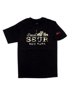 【SSUR】サー カモフラ柄ロゴプリントTシャツ ブラック【11_05】 2025年最新】サー 柄・デザイン：プリント（ロゴなど） メンズ T