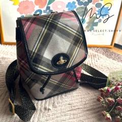 希少 VivienneWestwood 金オーブロゴ チェック柄リュック 希少 VivienneWestwood 金オーブロゴ チェック柄リュック - メルカリ