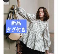 2025年最新】ohga パターンブラウスの人気アイテム - メルカリ