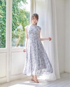 2025年最新】floral print pleatsの人気アイテム - メルカリ