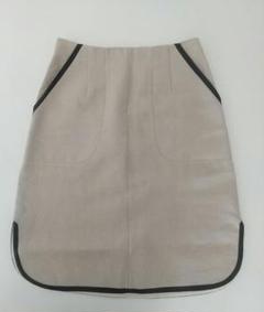 美品◆ドレステリア◆ リネン◆レザー縁取り◆スカートのサムネイル