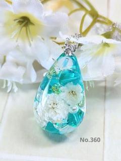 レジンネックレス　アクセサリー　ハンドメイド　大きめスワロ入り☆