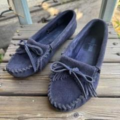 MINNETONKA ミネトンカ モカシン／ネイビー／23cm相当6のサムネイル