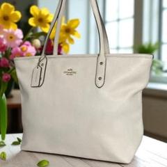 COACH コーチ トートバッグ 2way ホワイト レザー A4収納可 肩掛け 2025年最新】コーチ トート 白の人気アイテム - メルカリ