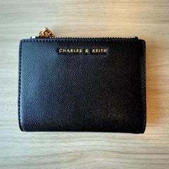 2025年最新】Charles & Keith レディース 折り財布の人気