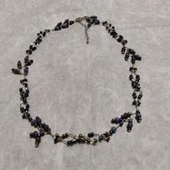ハンドメイド ビーズとピンのアレンジネックレス