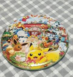 ポケモンセンター 20周年 キーホルダー 缶バッジ ペン メモスタンド ポケモンセンター」オープン20周年記念グッズの第2弾が登場
