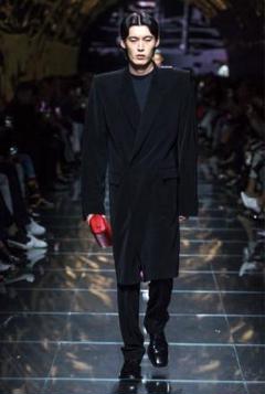 BALENCIAGA バレンシアガ メンズ ウール ジャケット 黒　肩パッド パッド入り ジャケット