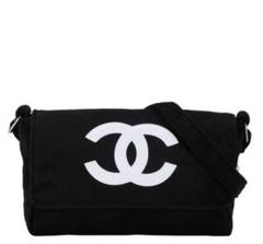 CHANEL ノベルティバッグ　CHANEL vintage BTSテテ着用のサムネイル