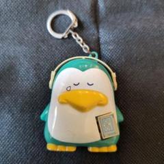 Ratatat feet ペンギンキャラクター 昭和レトロ 当時物 希少 レトロ 年代物 昭和レトロ ペンギン カセット ヘッドホン キーホルダー