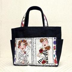 ロラライハリス♡ハンドメイド　トートバッグとポーチのセット　クマゴロウ様 ロラライハリス刺繍トートバッグとポーチのセットの通販 by
