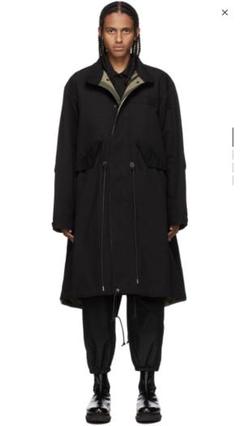 2025年最新】sacai KAWS コートの人気アイテム - メルカリ