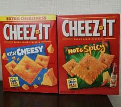 アメリカ人気お菓子 CHEEZITチーズイット 5箱セット Amazon.com: Cheez-It Cheese Crackers, Baked Snack Crackers