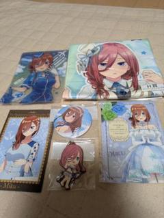 五等分の花嫁　中野三玖　缶バッジ　 秋のひととき　ランダム　31個セット 2025年最新】中野三玖 缶バッジセットの人気アイテム - メルカリ