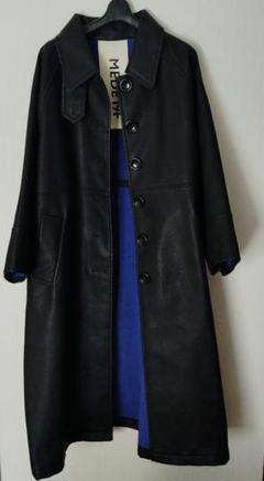 【MEDE19F】フェイクレザーバルマカーンコート　黒　ブラック MEDE19F フェイクレザーのバルマカーンコート〈ブラック