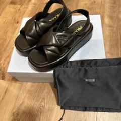 ラスト【新品未使用】PRADA サンダル　ブラック　厚底サンダル　正規品 36 PRADA モノリス ラバーサンダル ブラック トライアングルロゴ