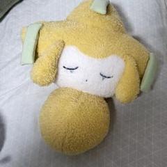 クワッス フェイスクッション ジラーチ 蓄光ぬいぐるみ チリ Amazon.co.jp: ポケモンセンターオリジナル 蓄光ぬいぐるみ