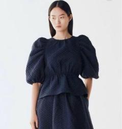 楽天 送料無料にならない 2025年最新】zara テクスチャー入り生地ブラウスの人気アイテム シャツ/ブラウス(半袖/袖なし)