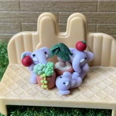 小さなゾウさんとガジュマルの木　象　ゾウ　ぞうさん　ガジュマル　置物　飾り