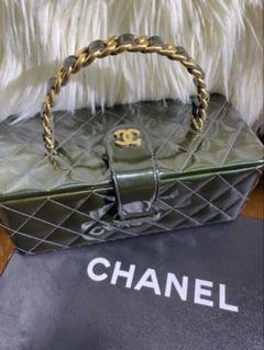 2025年最新】CHANEL パーティーバッグの人気アイテム - メルカリ