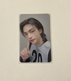 stray kids ストレイキッズ ハイタッチ TOP ヒョンジン stray kids ストレイキッズ ハイタッチ TOP ヒョンジン 韓流｜韓流