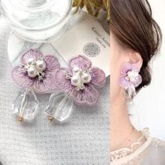 パープル刺繍フラワー　クリアカットアイス　ピアス　イヤリング