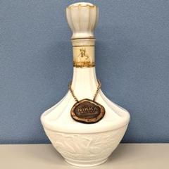 【新品未開栓】ニッカウィスキー 鶴 陶器瓶 古酒　※ボトル液漏れあり 新品未開栓】ニッカウィスキー 鶴 陶器瓶 古酒 ※ボトル液漏れ