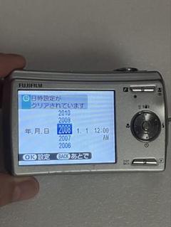 FUJIFILM FINEPIX 1200万画素 5倍ズーム - メルカリ