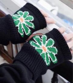 【新品未使用】sss satti mouse flower muffler 新品未使用】sss satti mouse flower muffler - メルカリ