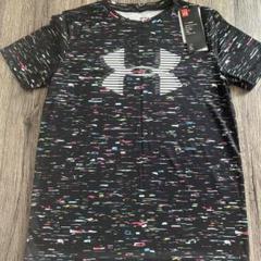 新品タグ付　アンダーアーマー　Tシャツ
