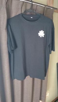 フラワープリントTシャツ