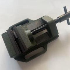 精密マシンバイス、130mm、V溝付き マシンバイス、No.132- 80mm/V溝付き - メルカリ
